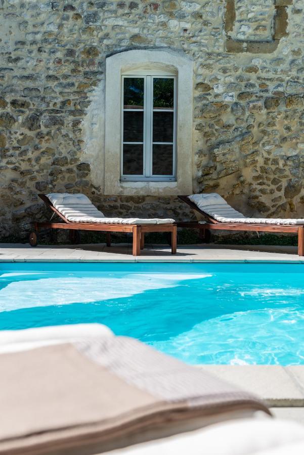 La Maison De Livia, Gite, Chambres Et Table D'Hotes Sauzet (Gard) Esterno foto