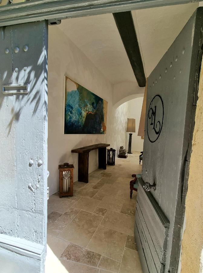 La Maison De Livia, Gite, Chambres Et Table D'Hotes Sauzet (Gard) Esterno foto