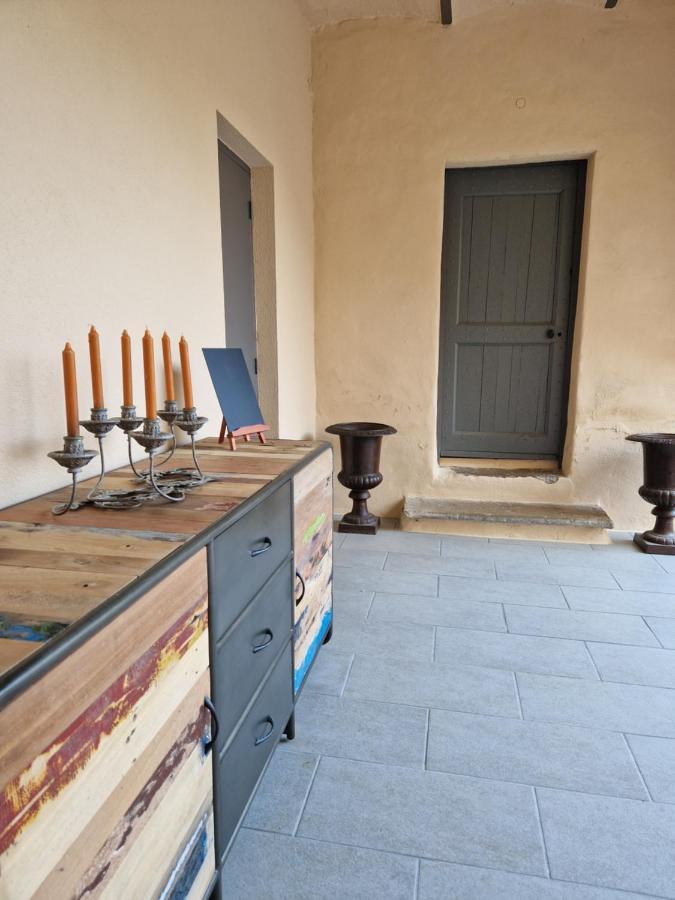 La Maison De Livia, Gite, Chambres Et Table D'Hotes, Entre Uzes Et Nimes Sauzet  Esterno foto