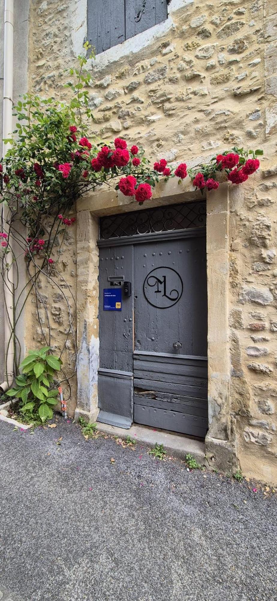 La Maison De Livia, Gite, Chambres Et Table D'Hotes, Entre Uzes Et Nimes Sauzet  Esterno foto